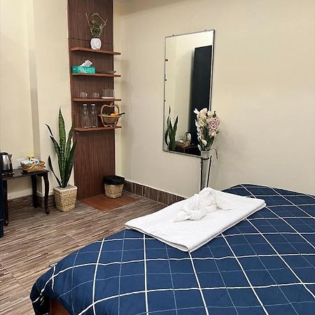 Iranyai Homestay Импхал Экстерьер фото