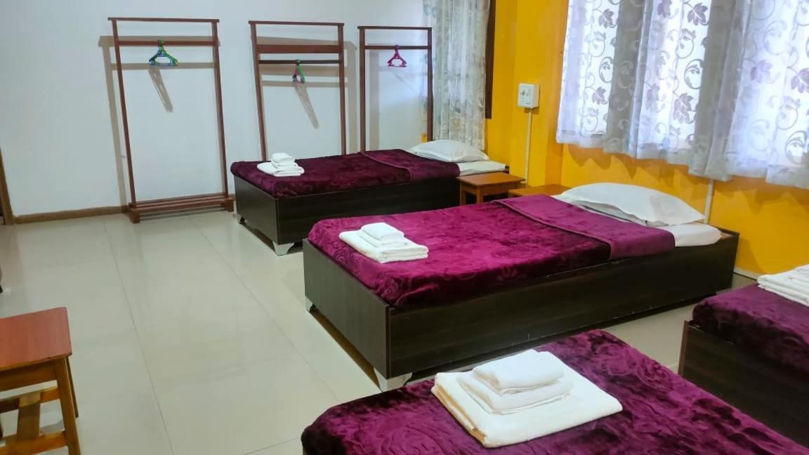 Iranyai Homestay Импхал Экстерьер фото